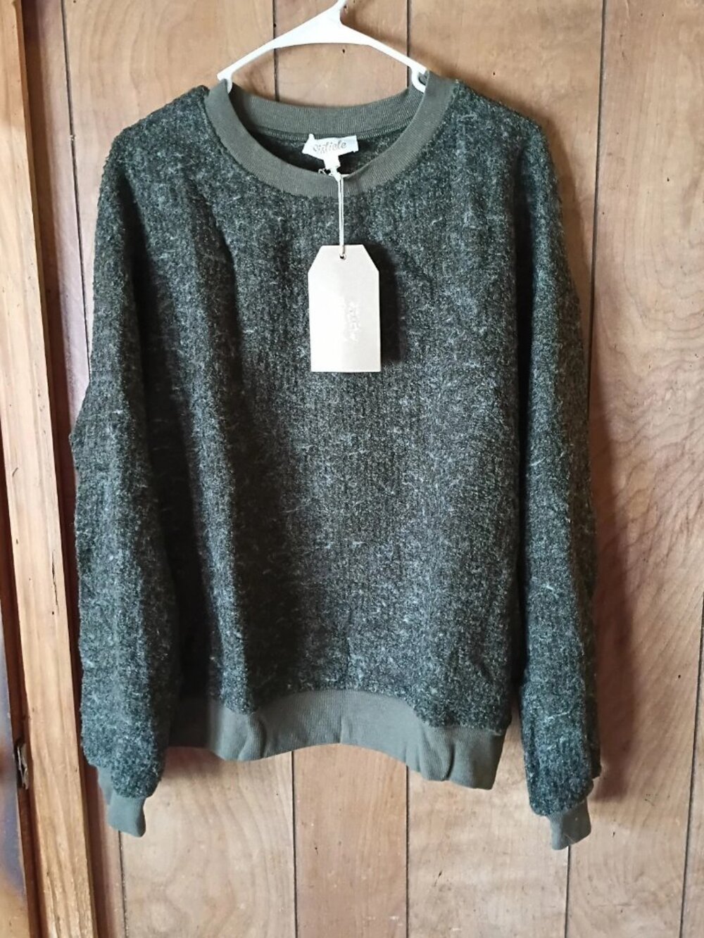 Listicle Crew Neck Sweatshirt – Size Medium – NWT